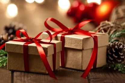 Az ajándékok időben megérkezzenek a karácsonyfa alá