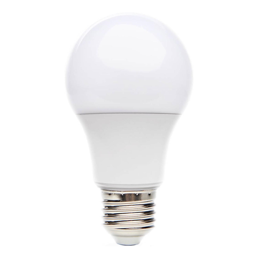 LED Izzó E27/8,5W/230V 3000K