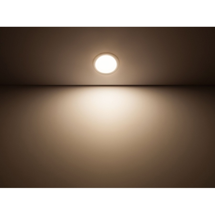 Philips - Beépíthető lámpa LED/5,5W/230V 4000K