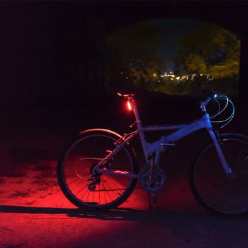 LED Hátsó újratölthető kerékpáros zseblámpa LED/600mAh/5V IP44